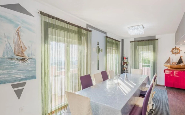 Enticing Villa in Ku?ine With Private Swimming Pool