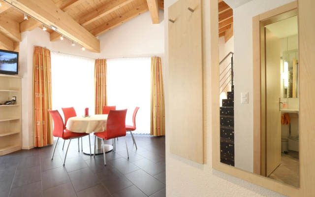 Hotel Feehof Garni – Guest Rooms – Saas-Fee