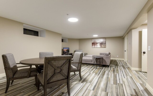 Stay Chateau Suite 5