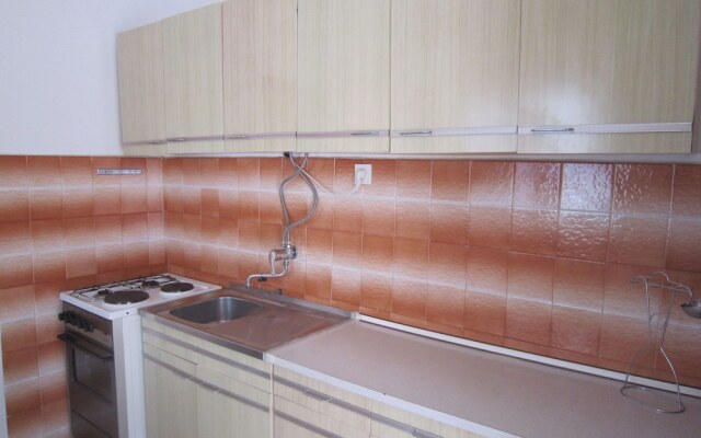 Seaview Apartment in Dalmatia With Balcony