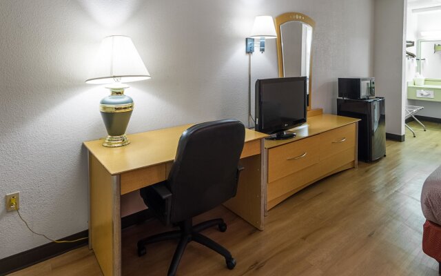 Motel 6 Groton, CT—Casinos Nearby