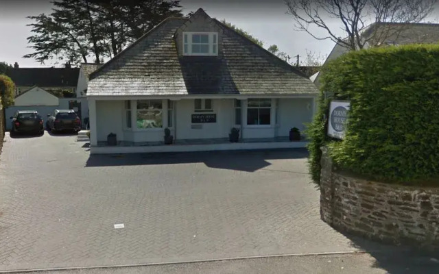 Dormy House B&B