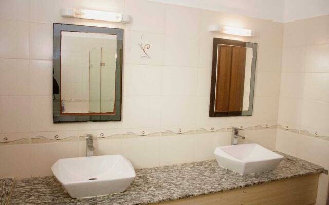 Stay.Plus Almasi Beachfront Apartments