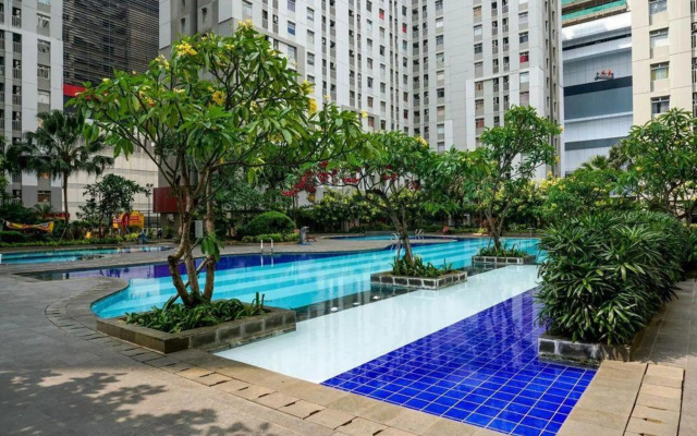 Comfortable Studio @ Green Bay Pluit Apartment