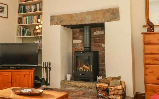 7 Bank Cottages, High Peak