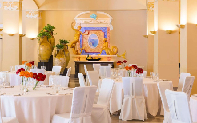 Hilton Sorrento Palace