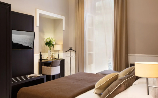 Nap Luxury Guest House