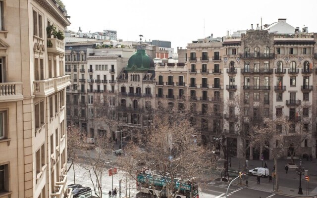 Passeig de Gracia Apartment