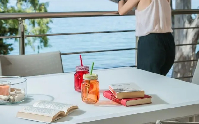 Eucalyptus Apartments Corali