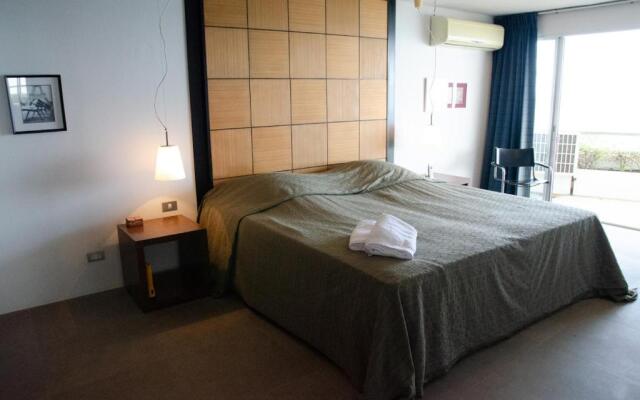 Rayong Seaview Condo 230 sqm condo, 2 bedroom