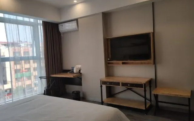 Meet Fashion Hotel (Huidong OCT Store)