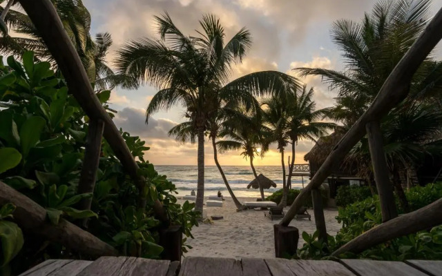 Kanan Tulum Hotel & Spa Adults Only Playground