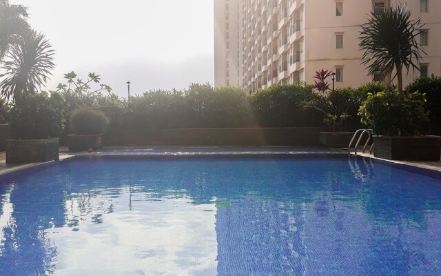 Homey Studio Apartment at Margonda Residence 3