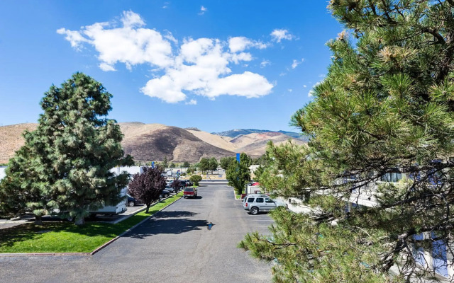 Motel 6 Carson City, NV