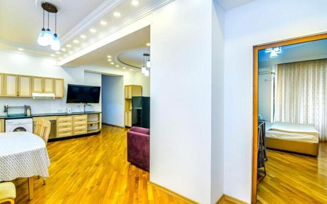 7 Bedroom Apartment on LEYLEK - Nİzami st.