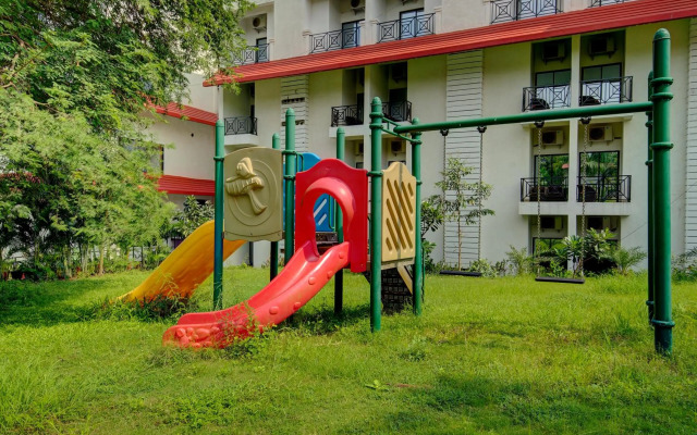 Khanvel Resort