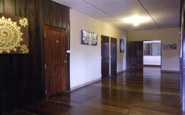 Nan Guesthouse