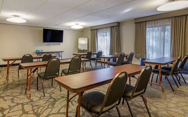 Comfort Suites Alpharetta/Roswell - Atlanta Area