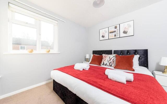 Milton Keynes Oldbrook Dexter-2BR by Homely Spaces
