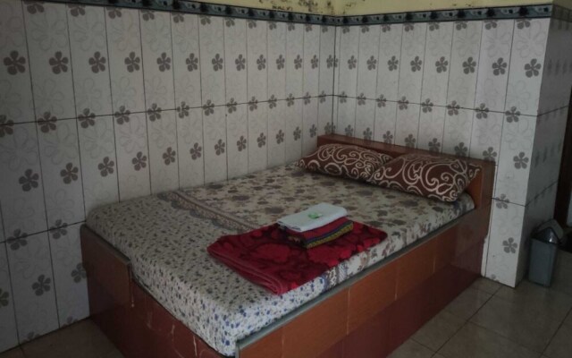 OYO 93395 Pondok Wisata Sekar KemuningNearWonogondang Camp ( Bumi Perkemahan Wonogondang )