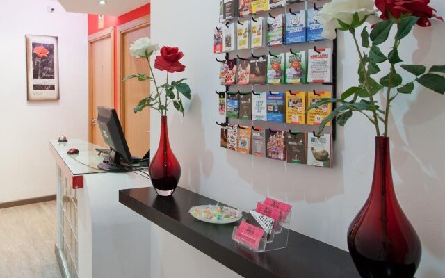 Hostal Abril