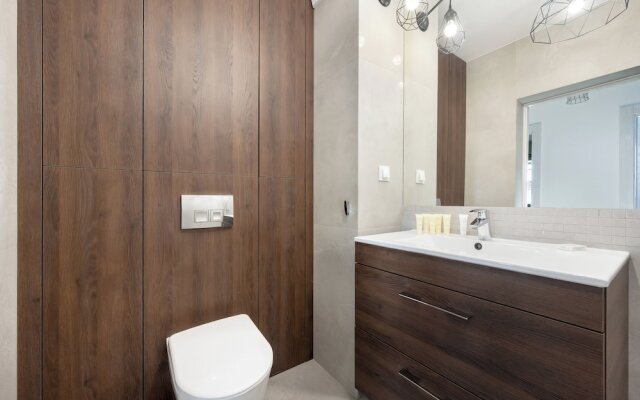 Amazing Apartment for 6 by Renters