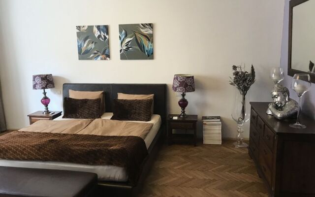 Apartment Deluxe Rybna 25