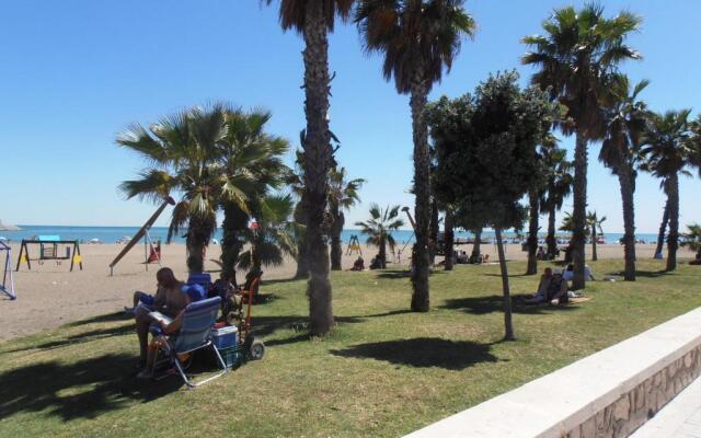 BEACH AND CENTER APARTMENT 2 BEDROOMs