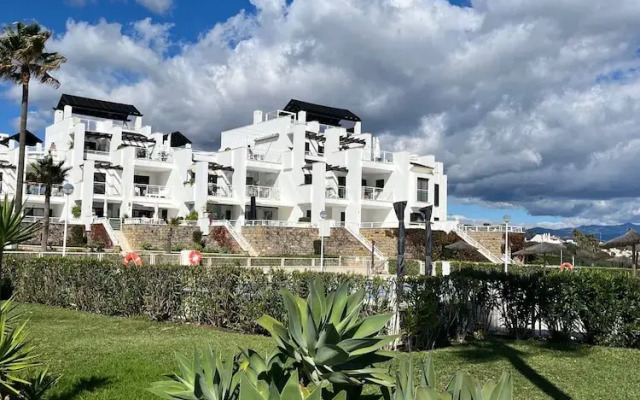 Premium Luxury-casares Del Mar-seaside Apartment