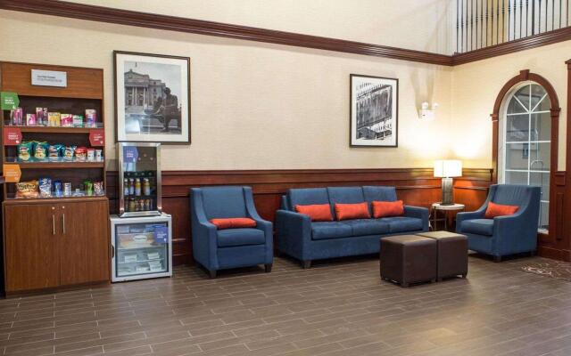 Comfort Suites Newark - Harrison