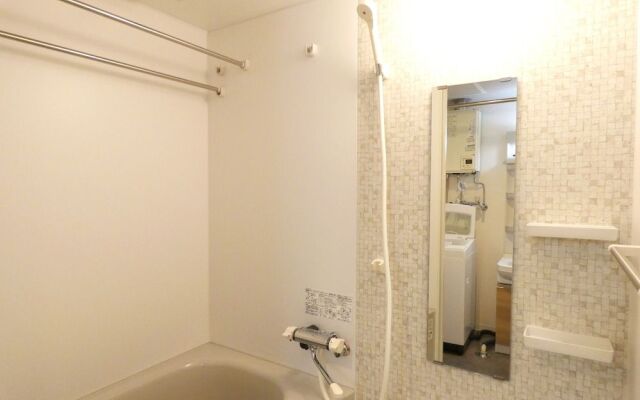 Alpha Square Minami 6 Jo 305