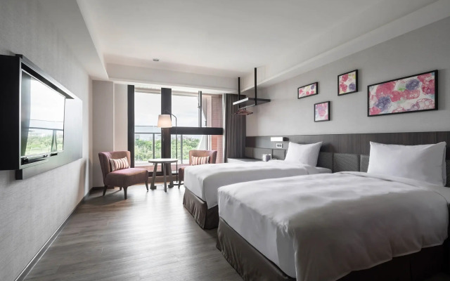 Lakeshore Hotel Yilan