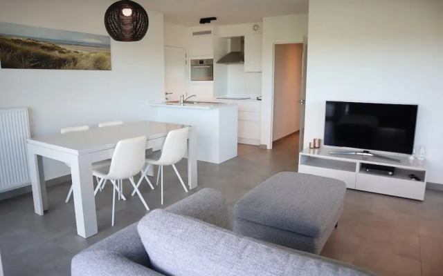 Apartment in Nieuwpoort With Pool & Terrace