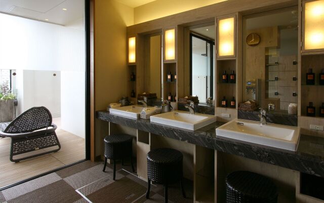 Hotel Coco Grand Takasaki