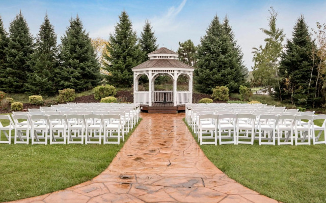 Comfort Suites at Par 4 Resort