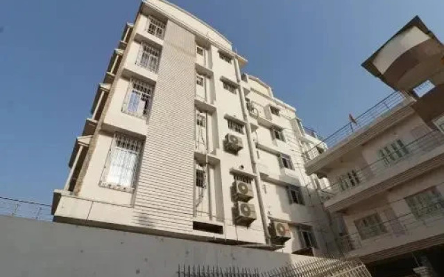 Hotel Pranjal Inn by OYO Rooms