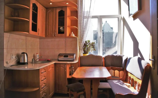 Вірменський дворик / Armenian courtyard