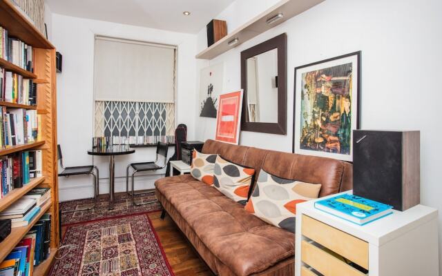 1 Bedroom Flat In West Kensington