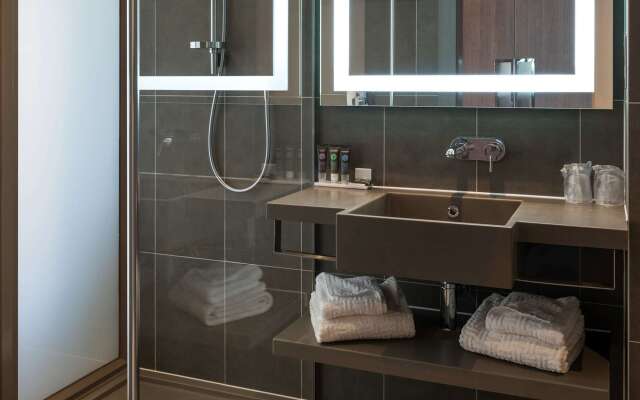 Novotel London Heathrow Airport T1 T2 and T3