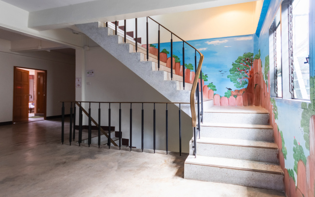 OYO 1118 K L Boutique Hotel (Vaccinated Staff)