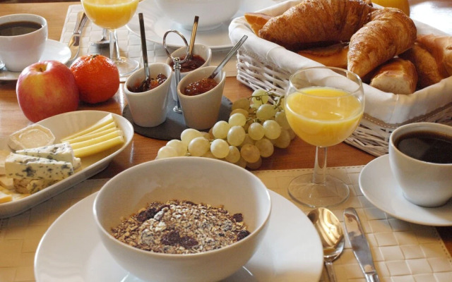 Normandy Getaways at Mis Harand