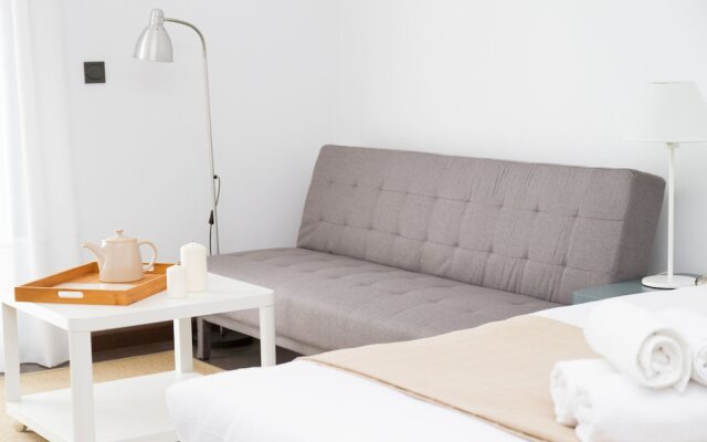 Cute Studio Dos Aceras