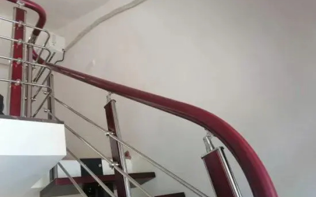 Yuping Yuanshan Host Inn