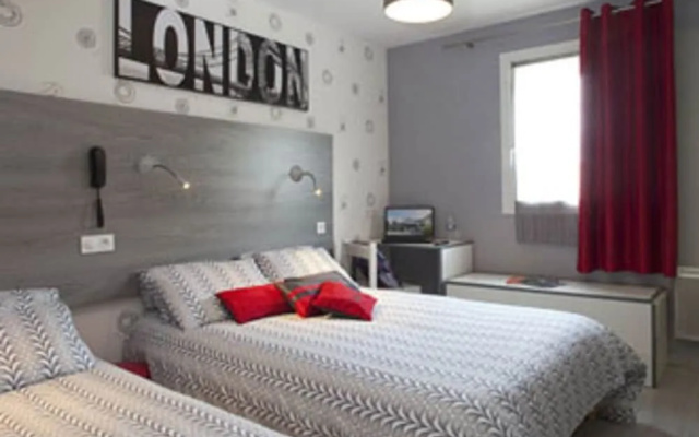 Hotel Mac Bed
