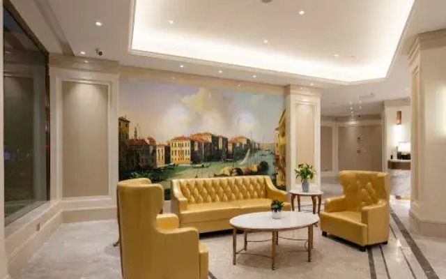 Vienna Hotel（ Yongzhou Dong'an High-speed Railway Station Hotel）