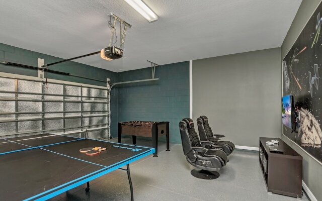 Villa! Private Pool & Game Room! Near Disney