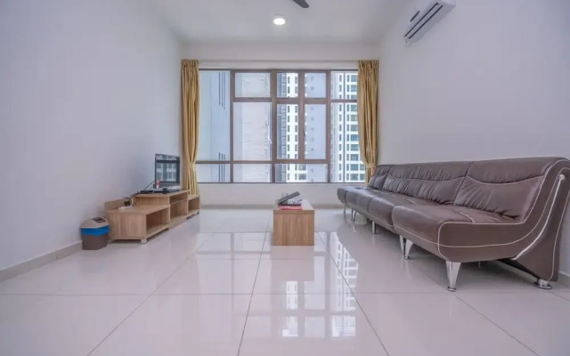 OYO Home 89458 Amazing 2br D'summit