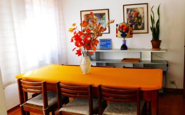 Nouvelle Vague Apartment