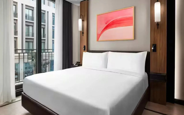Altunizade Suites Istanbul, Curio Collection by Hilton