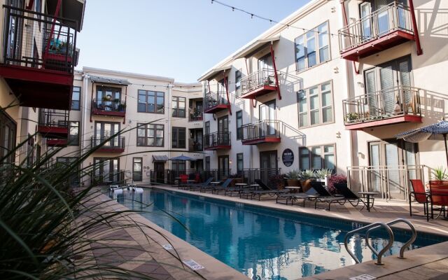 Downtown Austin Apts by WanderJaunt